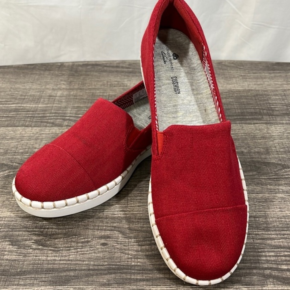 Cloudsteppers by Clark’s Red slip on shoe size 7.5